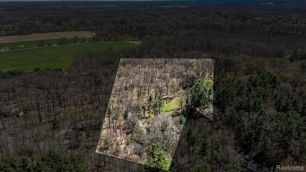 3301 Jewell Road Marion Township MI 48843