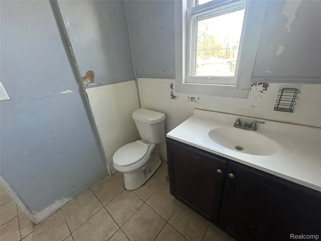 25 Orchard Street River Rouge City MI 48218