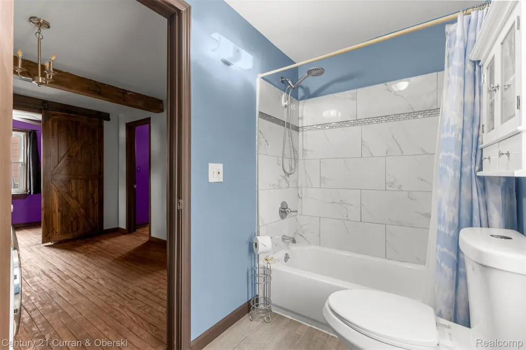 977 Boston Avenue Waterford Charter Township MI 48328