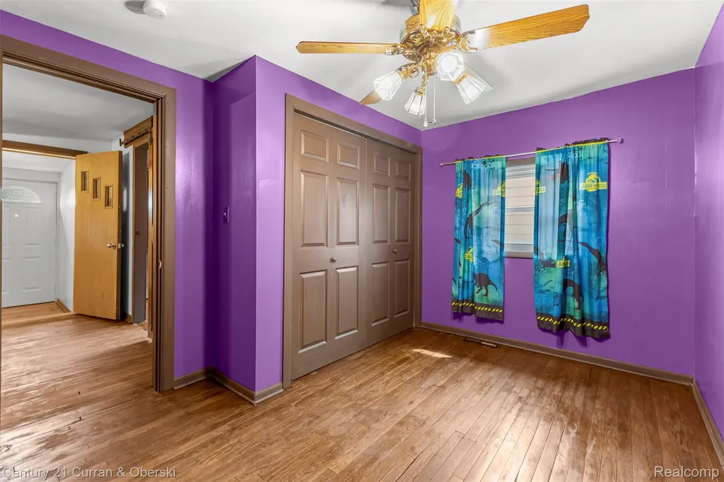 977 Boston Avenue Waterford Charter Township MI 48328