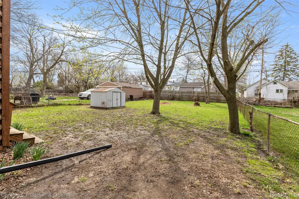 977 Boston Avenue Waterford Charter Township MI 48328