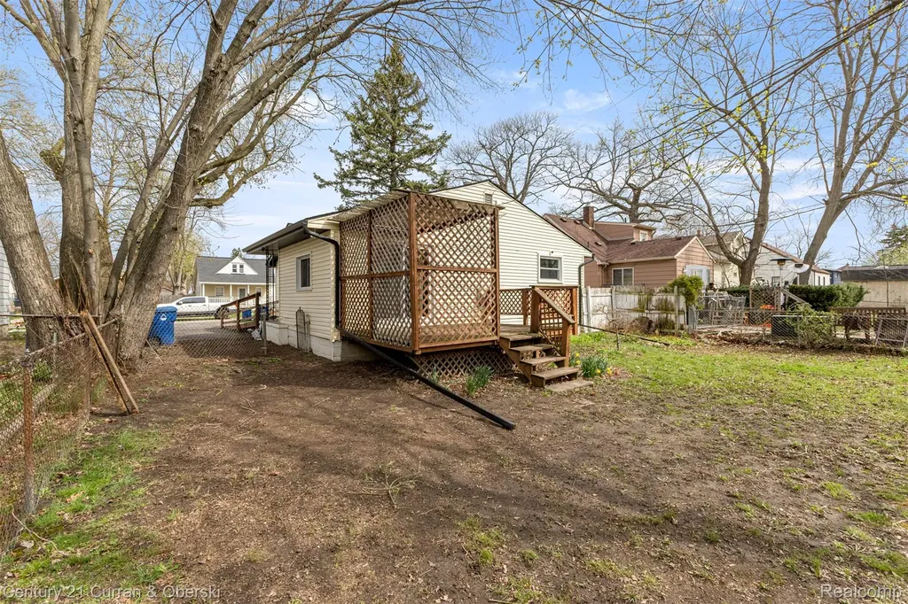 977 Boston Avenue Waterford Charter Township MI 48328