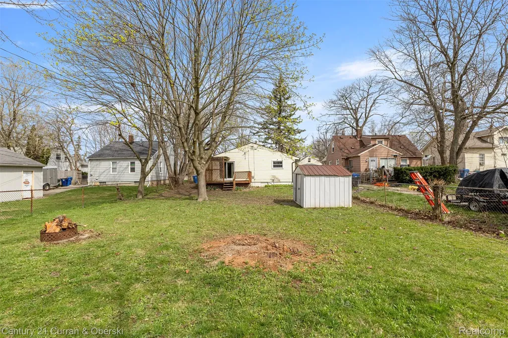 977 Boston Avenue Waterford Charter Township MI 48328