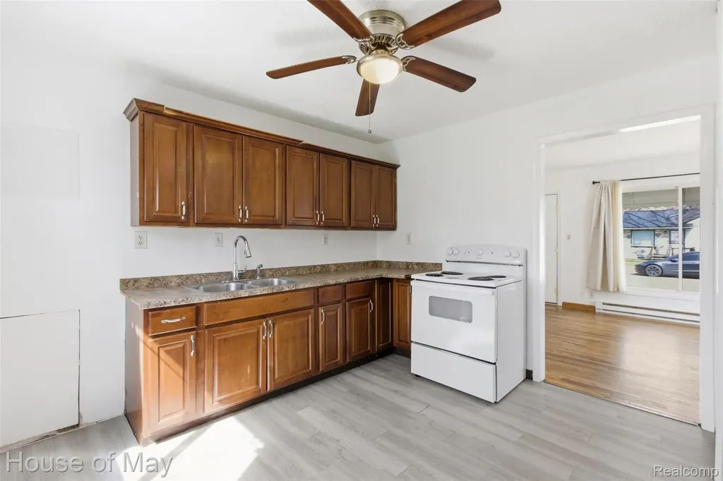 25953 Dartmouth Street Inkster City MI 48141