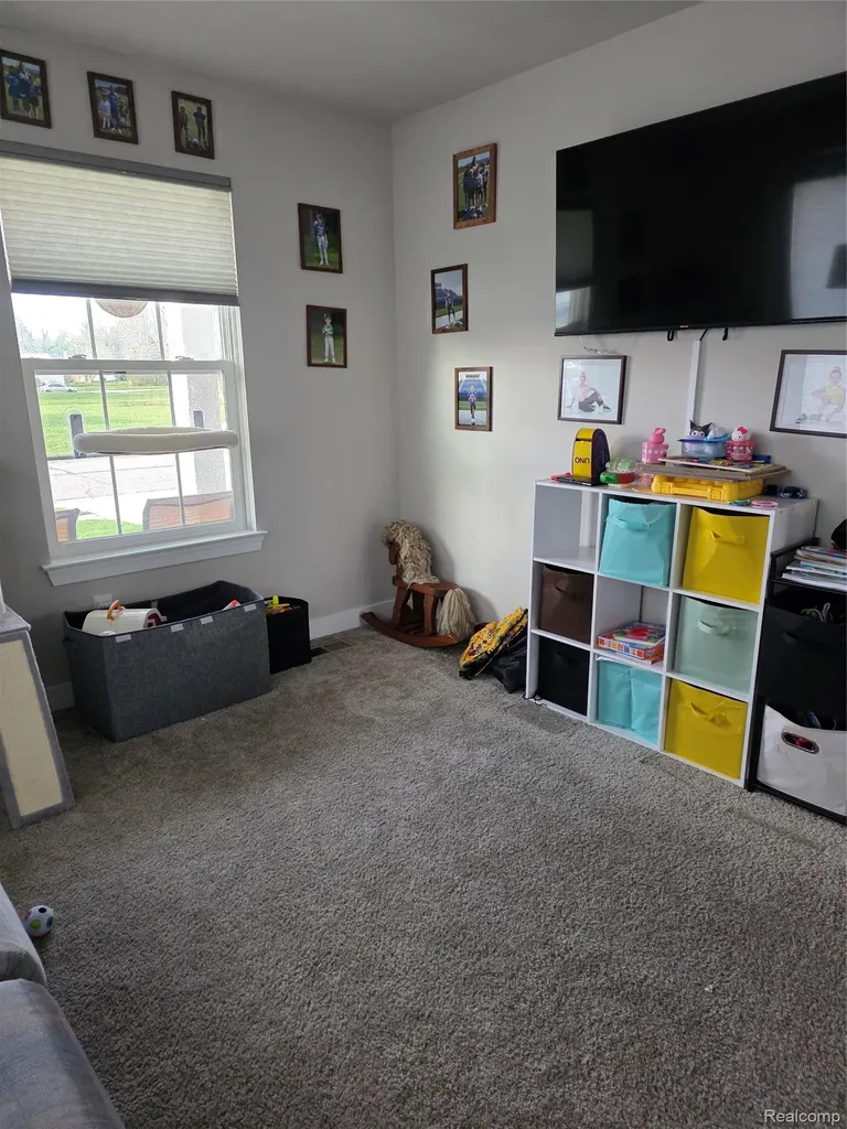 683 Goldfinch Lane Milan City MI 48160