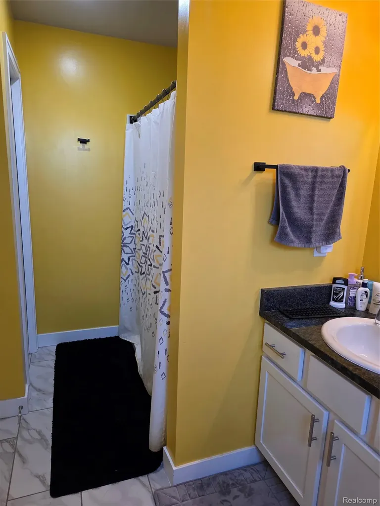 683 Goldfinch Lane Milan City MI 48160