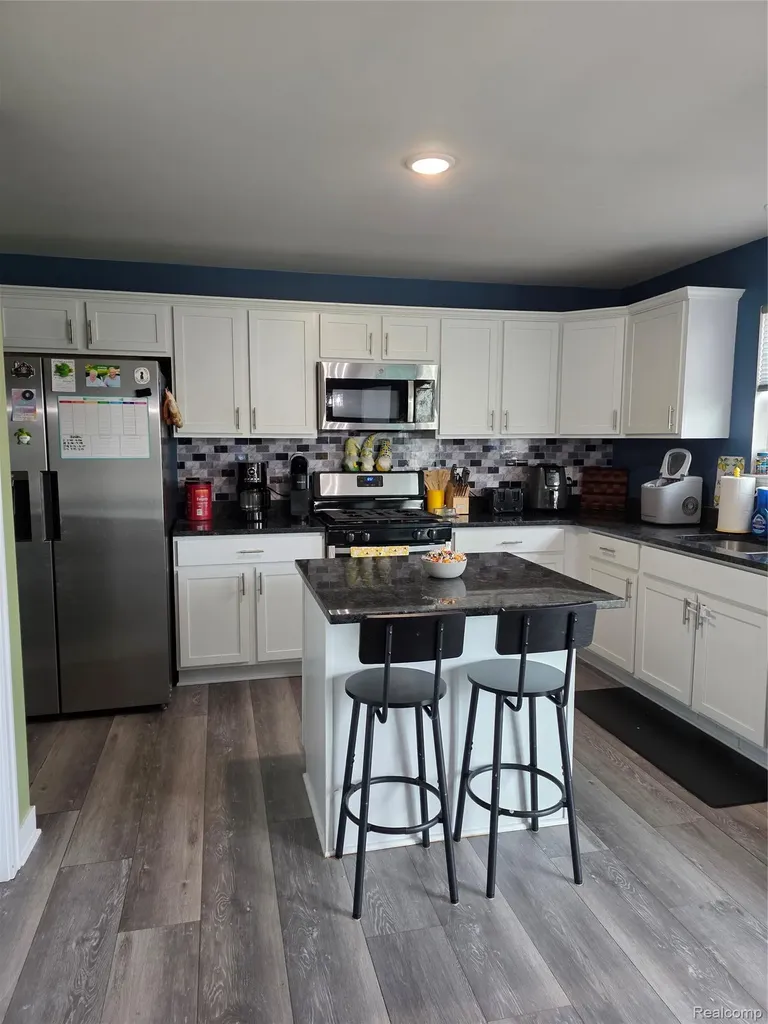 683 Goldfinch Lane Milan City MI 48160