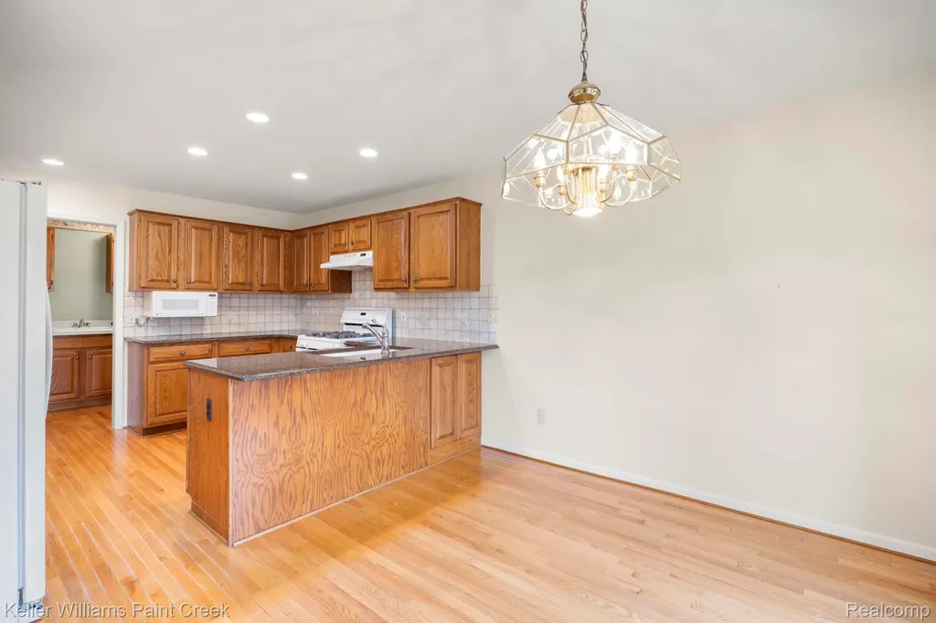54710 Bellingham Drive Shelby Charter Township MI 48316