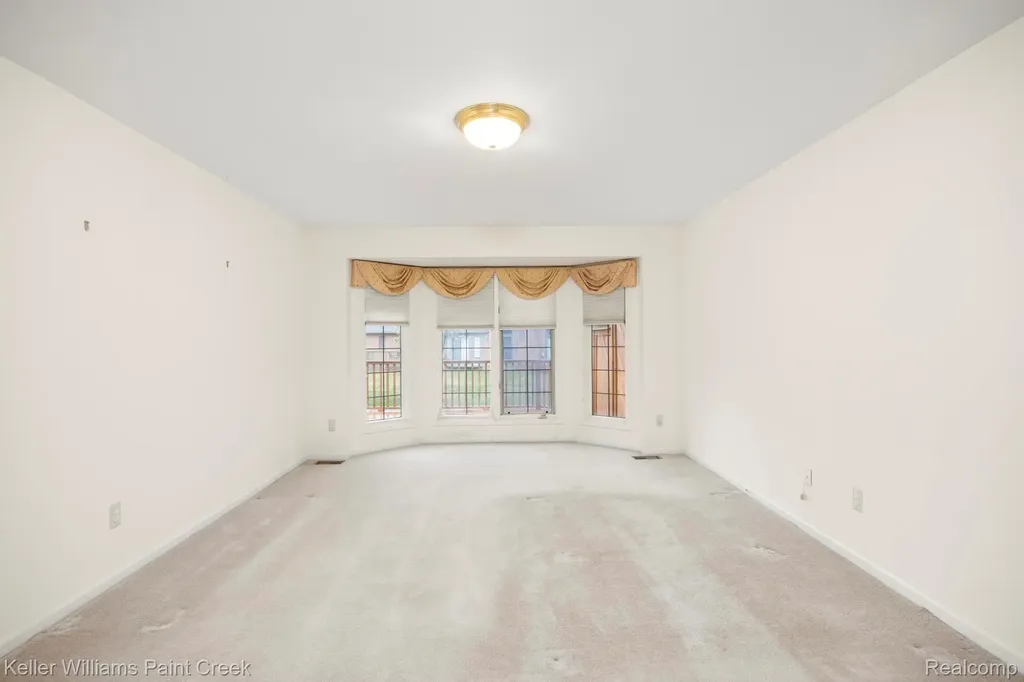 54710 Bellingham Drive Shelby Charter Township MI 48316
