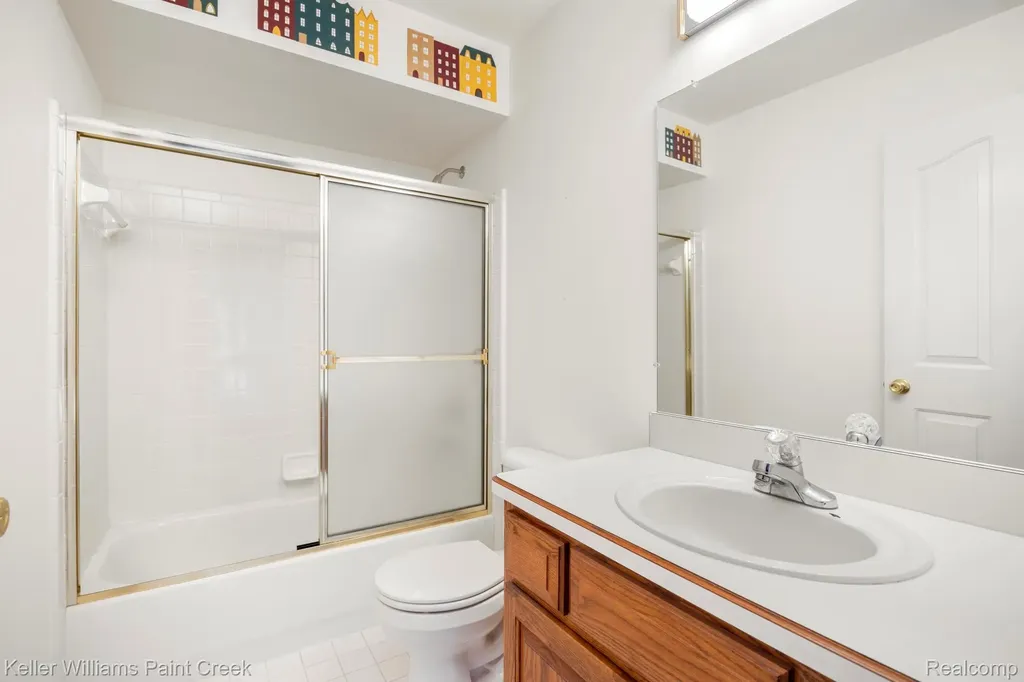 54710 Bellingham Drive Shelby Charter Township MI 48316