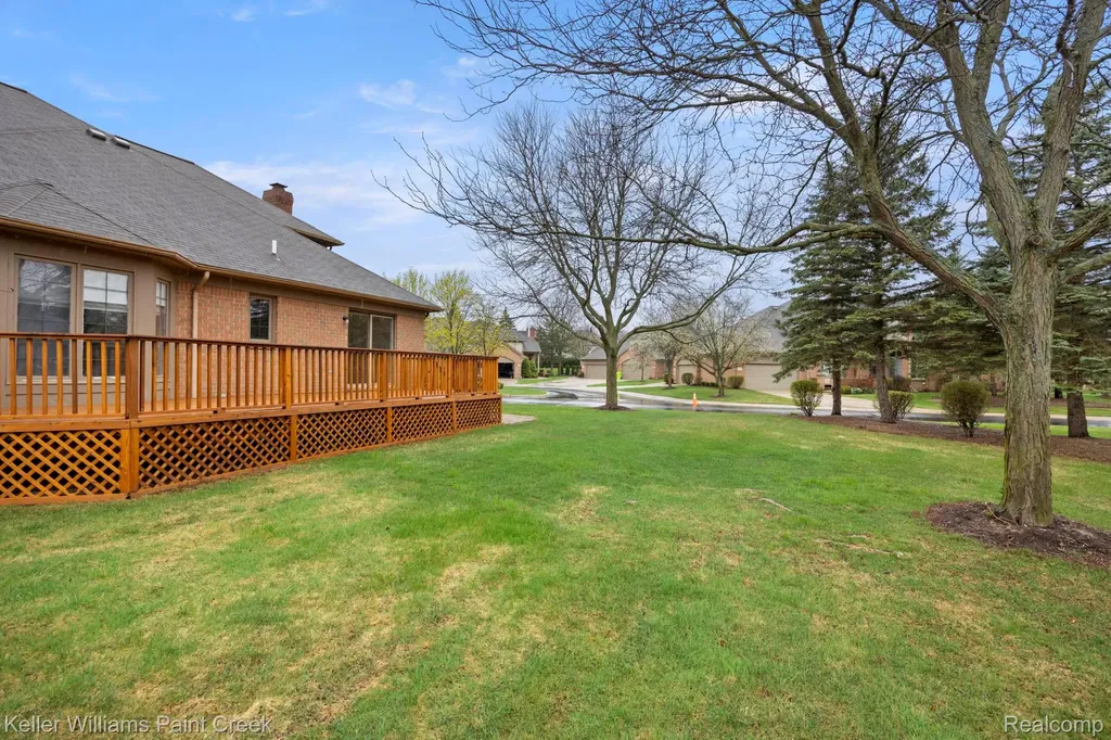 54710 Bellingham Drive Shelby Charter Township MI 48316