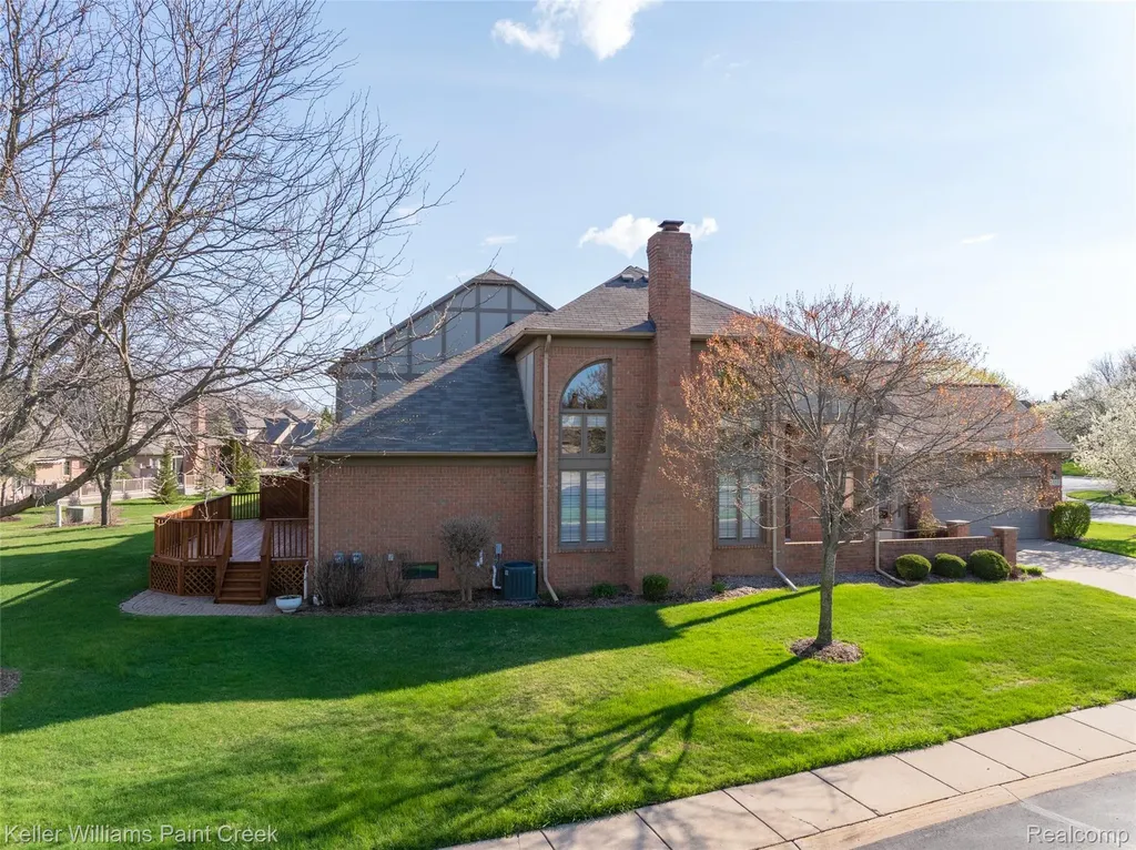 54710 Bellingham Drive Shelby Charter Township MI 48316