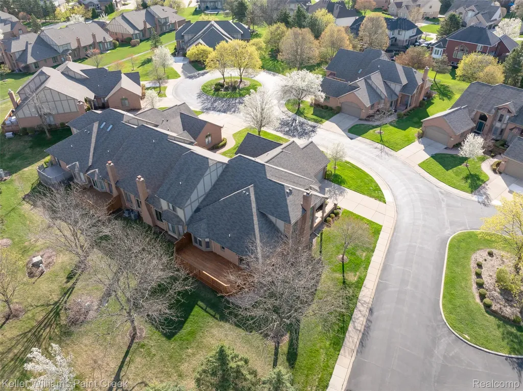 54710 Bellingham Drive Shelby Charter Township MI 48316