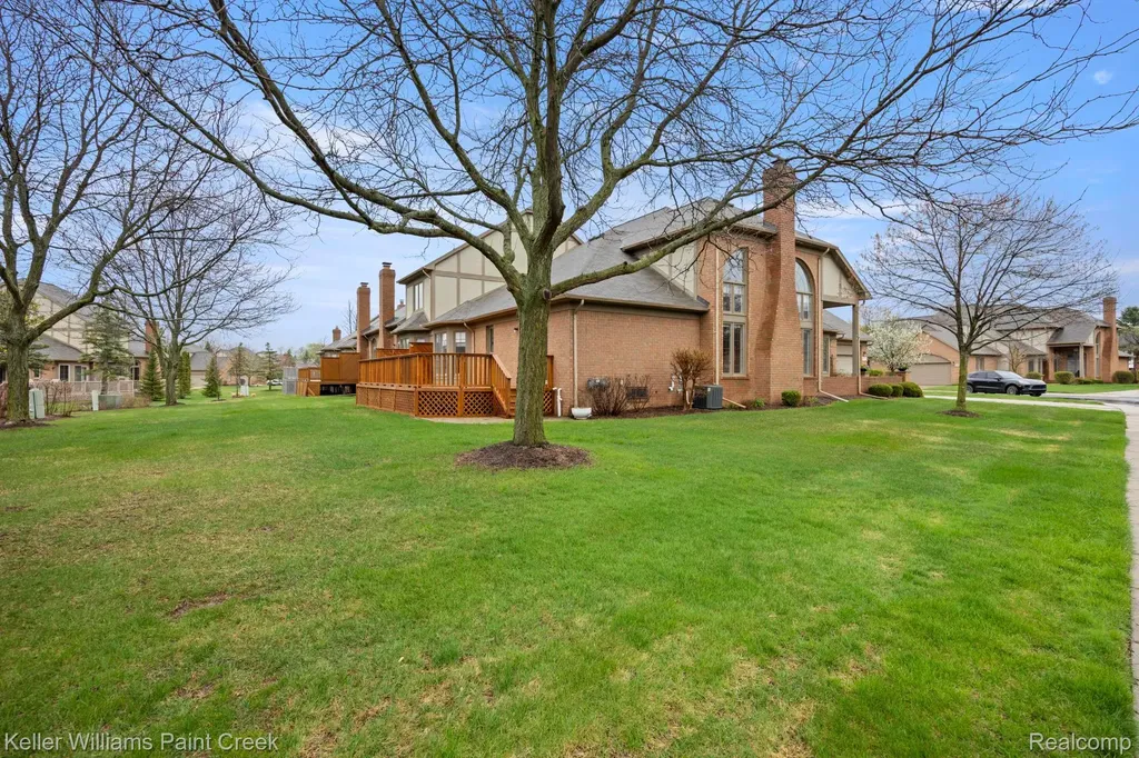 54710 Bellingham Drive Shelby Charter Township MI 48316