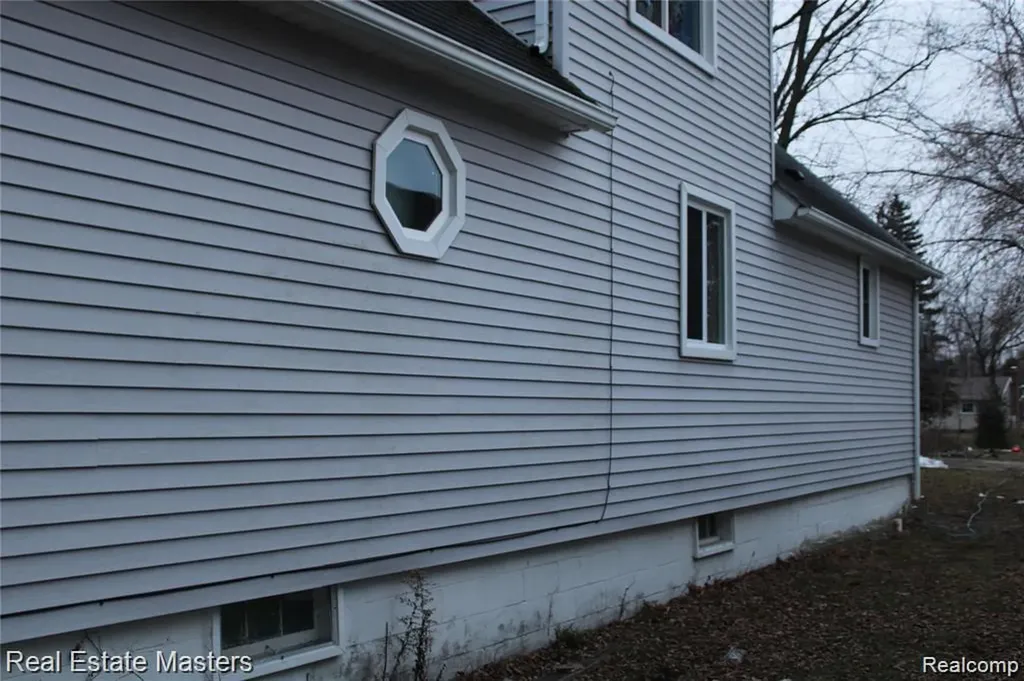 4463 Fairway Drive Fort Gratiot Charter Township MI 48059