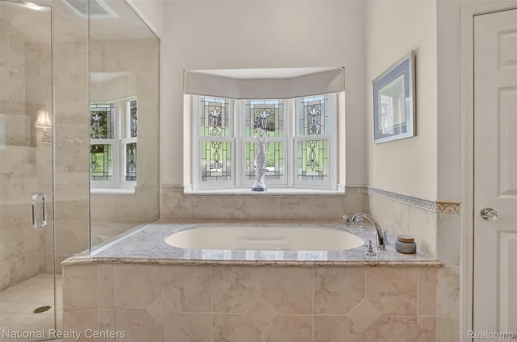 4233 N Willoway Estates Court Bloomfield Hills City MI 48302