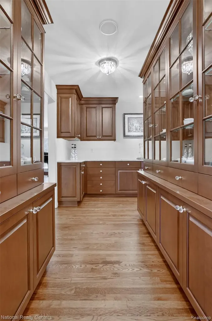 4233 N Willoway Estates Court Bloomfield Hills City MI 48302
