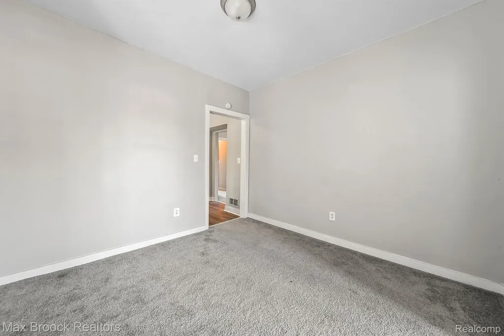 3329 Waverly Street Detroit City MI 48238