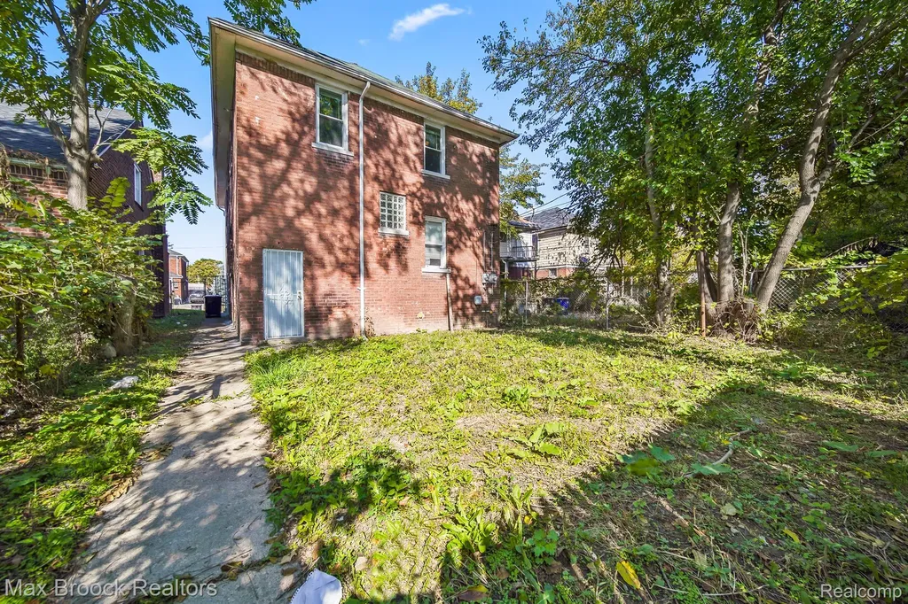 3329 Waverly Street Detroit City MI 48238