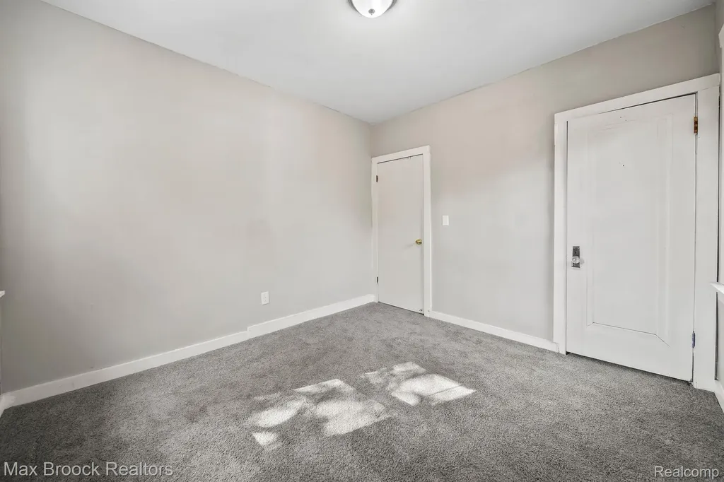 3329 Waverly Street Detroit City MI 48238
