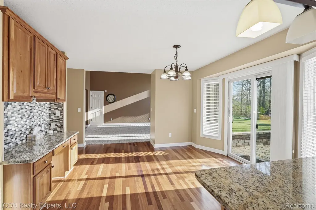 9211 Meadow Ridge Lane Grand Blanc Charter Township MI 48439