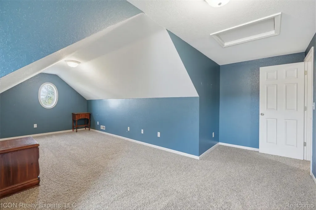9211 Meadow Ridge Lane Grand Blanc Charter Township MI 48439