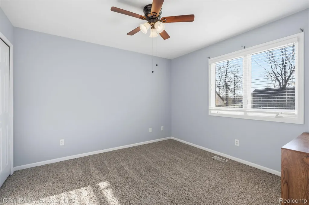 9211 Meadow Ridge Lane Grand Blanc Charter Township MI 48439