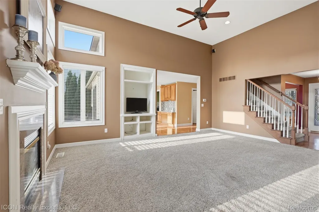 9211 Meadow Ridge Lane Grand Blanc Charter Township MI 48439