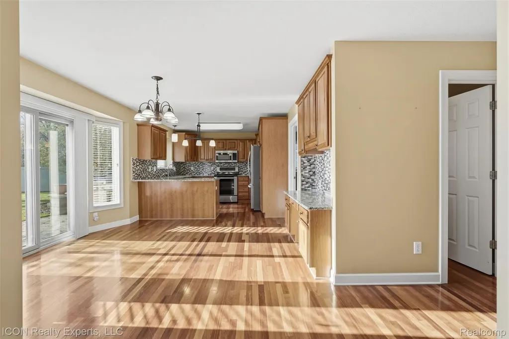 9211 Meadow Ridge Lane Grand Blanc Charter Township MI 48439