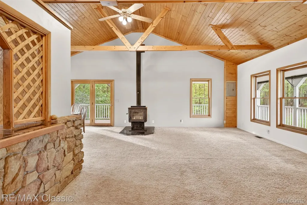 4611 Murray Road Mayville Village MI 48744