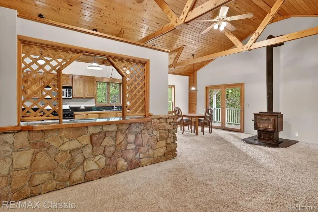 4611 Murray Road Mayville Village MI 48744