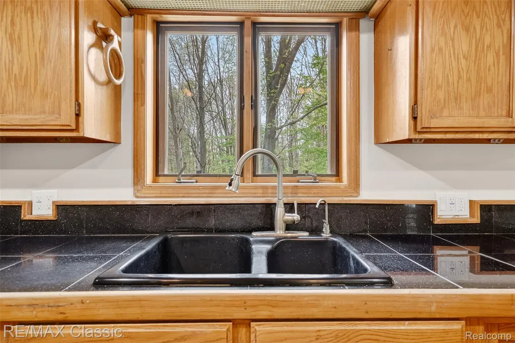 4611 Murray Road Mayville Village MI 48744