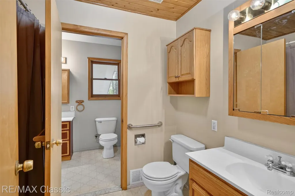 4611 Murray Road Mayville Village MI 48744