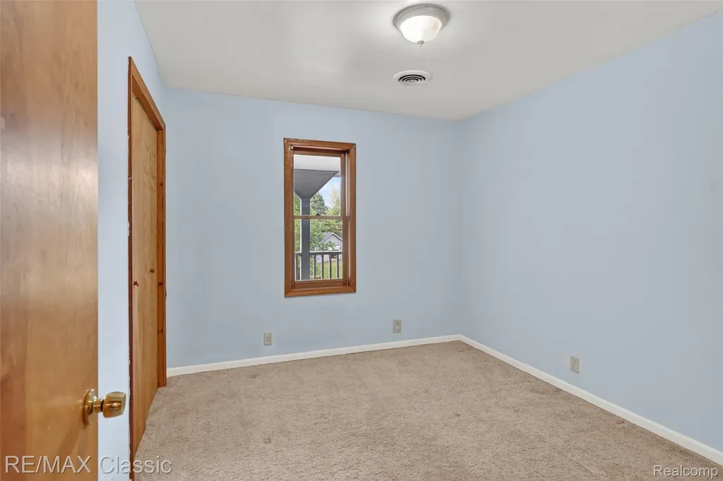4611 Murray Road Mayville Village MI 48744