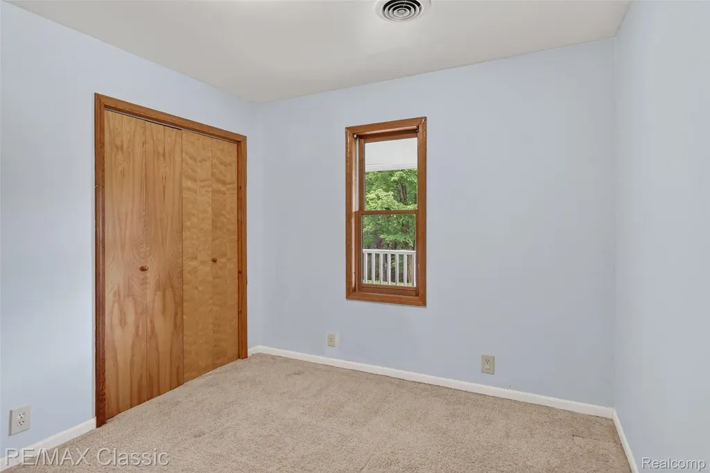 4611 Murray Road Mayville Village MI 48744