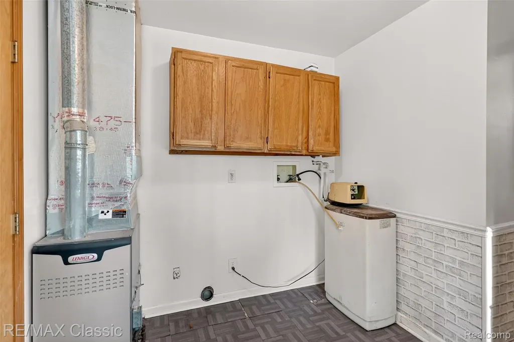 4611 Murray Road Mayville Village MI 48744