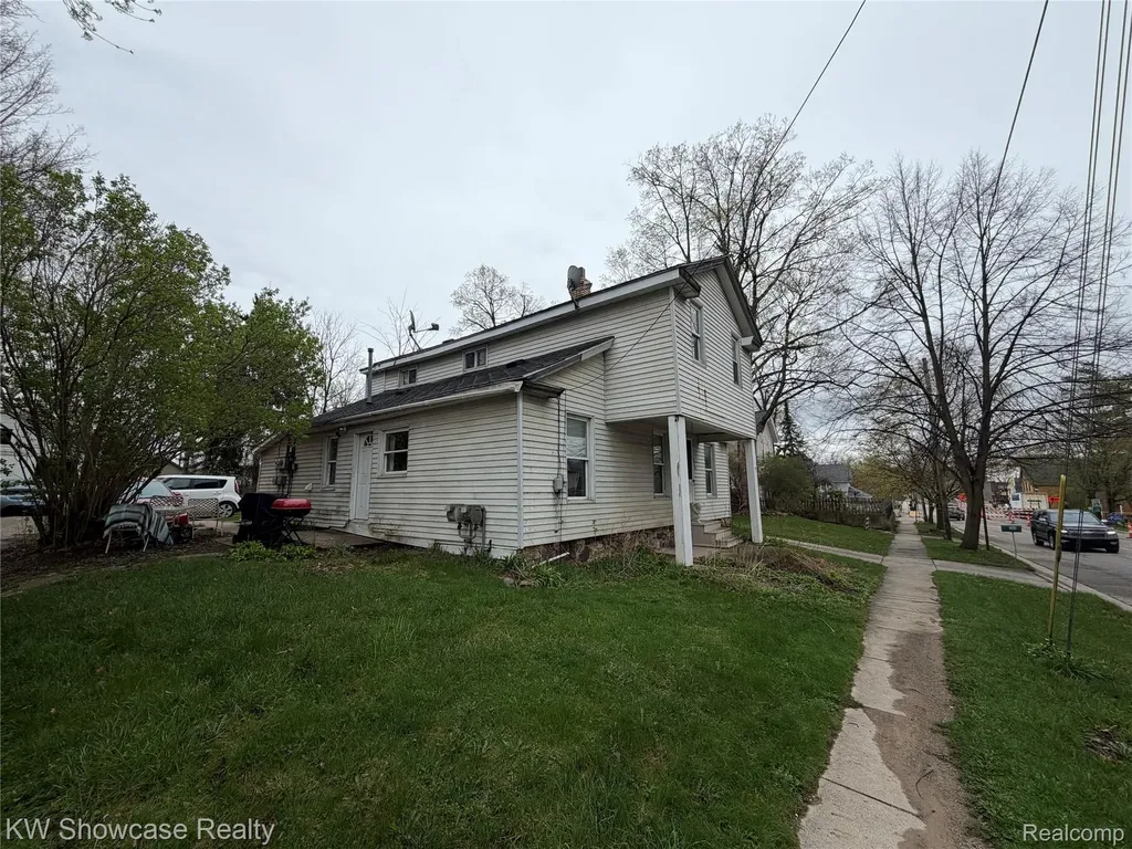310 N Bridge Street Linden City MI 48451