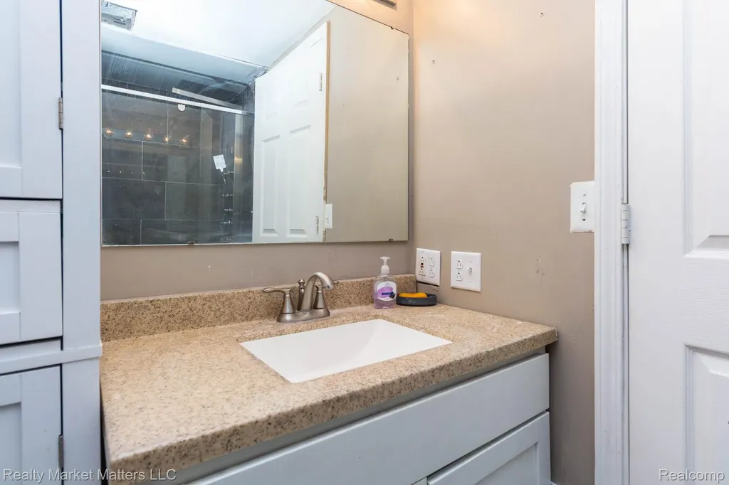 2543 Henry Road Oregon Township MI 48446