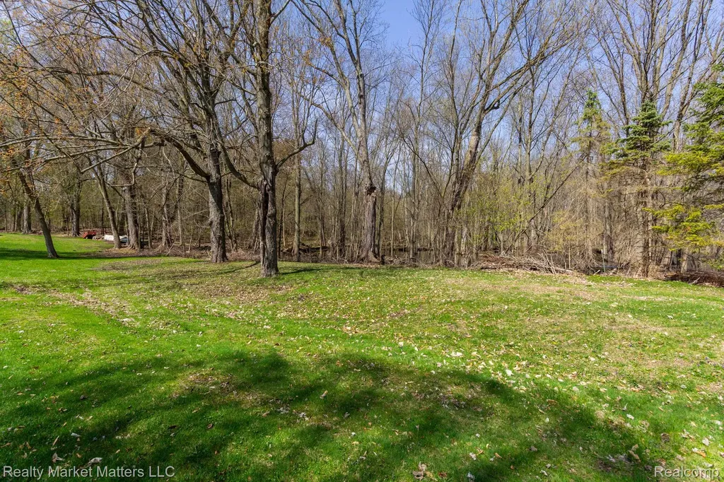 2543 Henry Road Oregon Township MI 48446