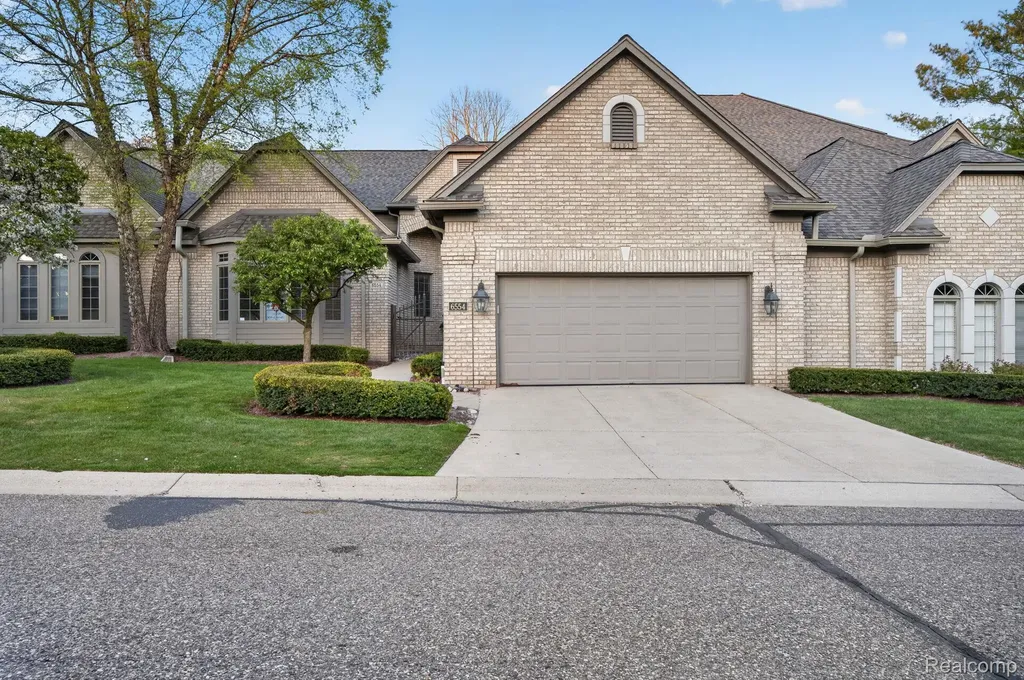 6554 Enclave Drive Independence Charter Township MI 48348