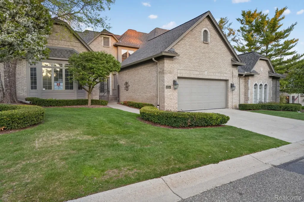6554 Enclave Drive Independence Charter Township MI 48348
