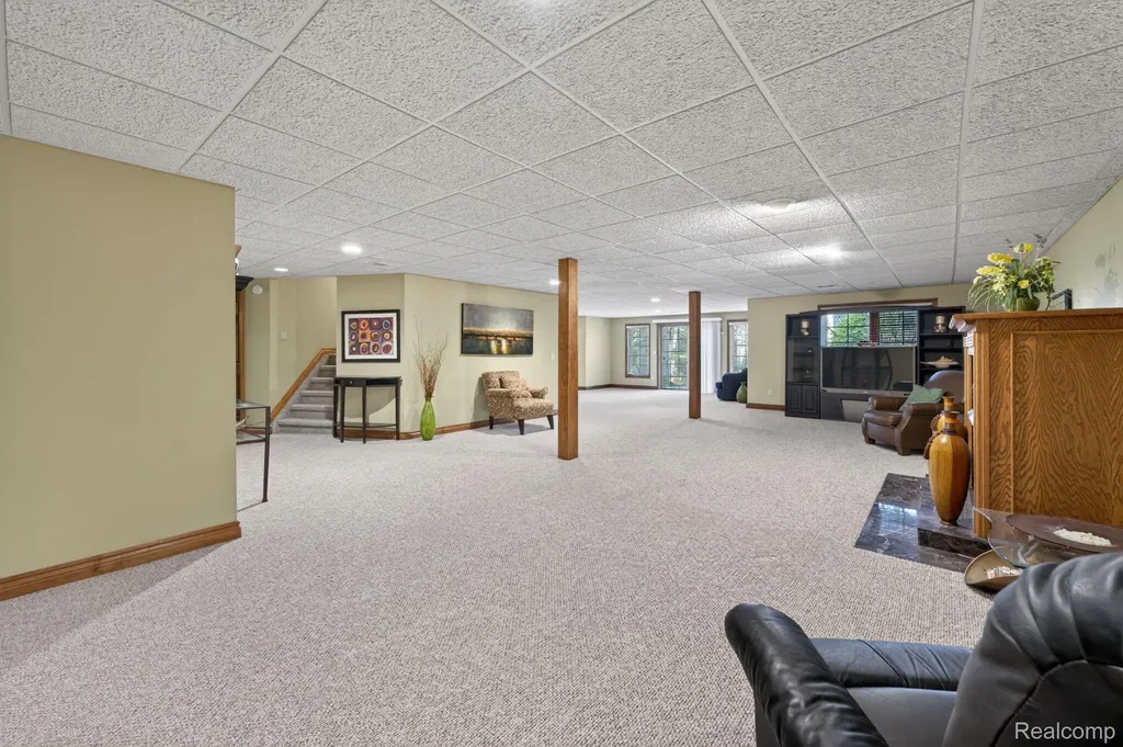 6554 Enclave Drive Independence Charter Township MI 48348
