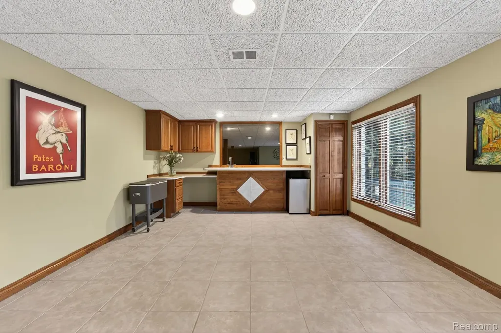 6554 Enclave Drive Independence Charter Township MI 48348