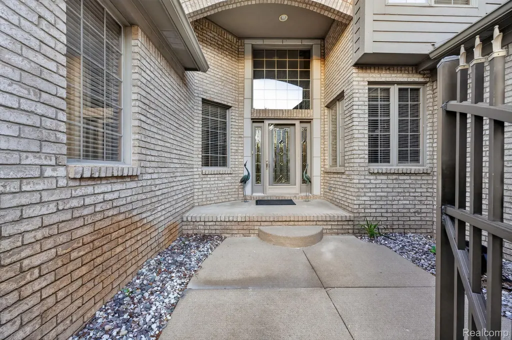 6554 Enclave Drive Independence Charter Township MI 48348