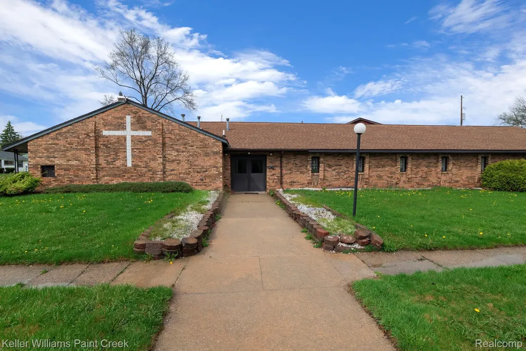 2320 Canniff Street Flint City MI 48504