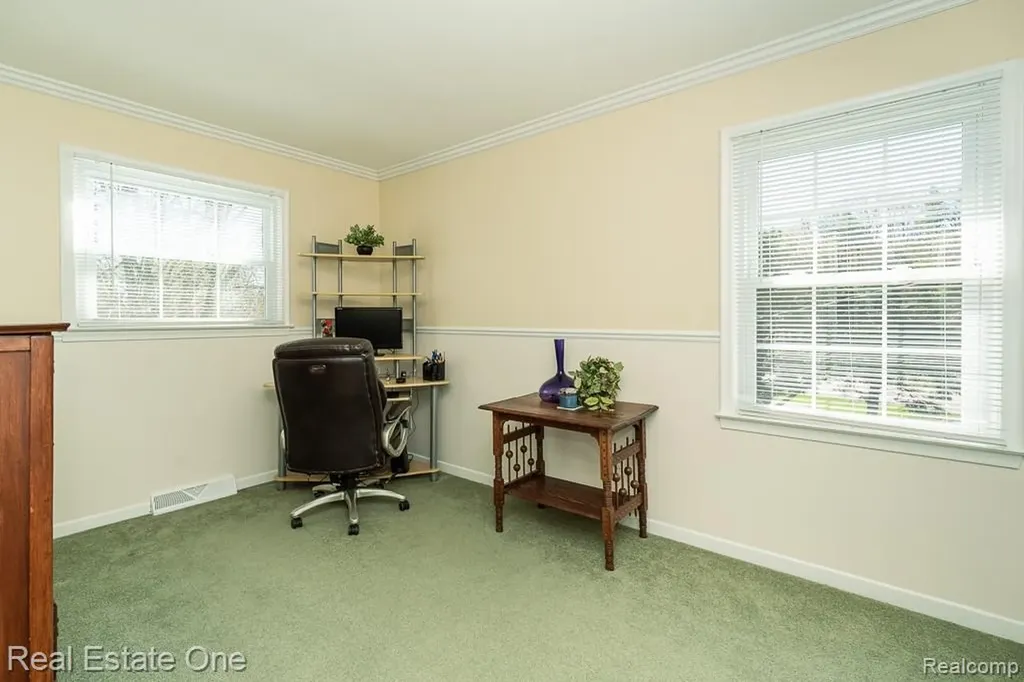 1841 Fair Oak Court Rochester Hills City MI 48309