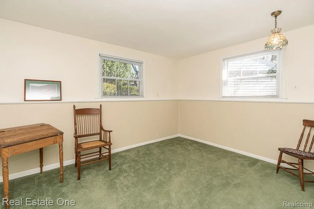 1841 Fair Oak Court Rochester Hills City MI 48309