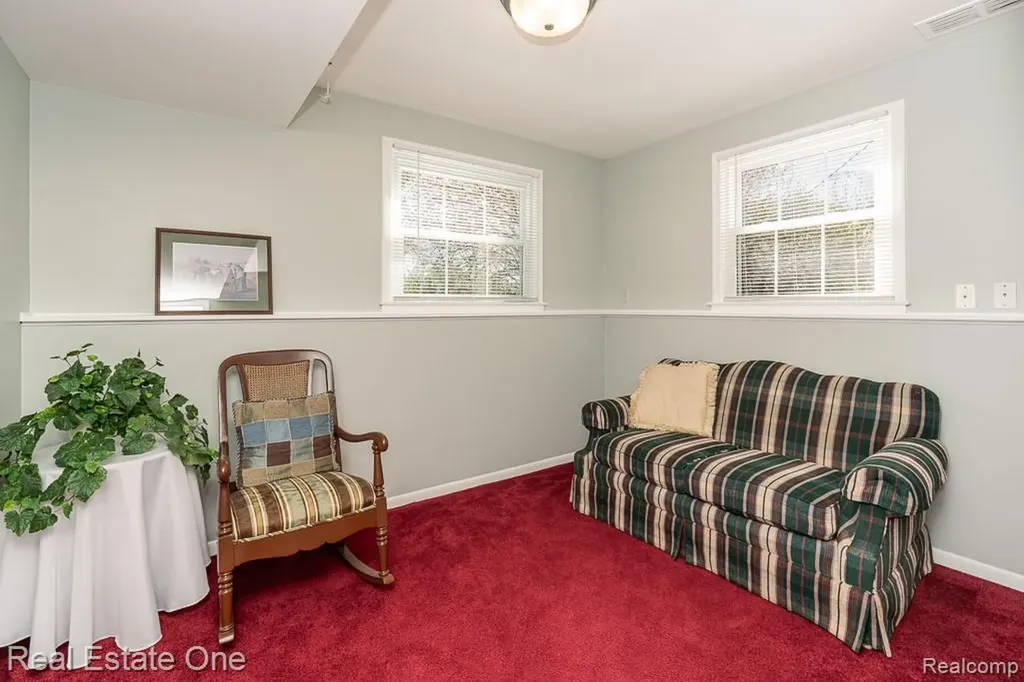 1841 Fair Oak Court Rochester Hills City MI 48309