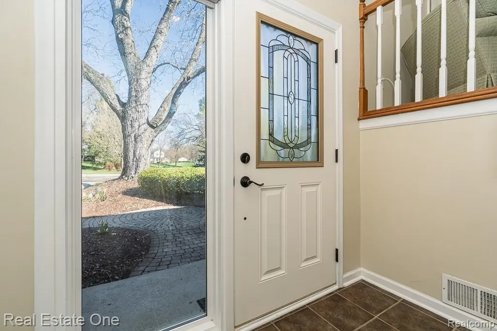 1841 Fair Oak Court Rochester Hills City MI 48309
