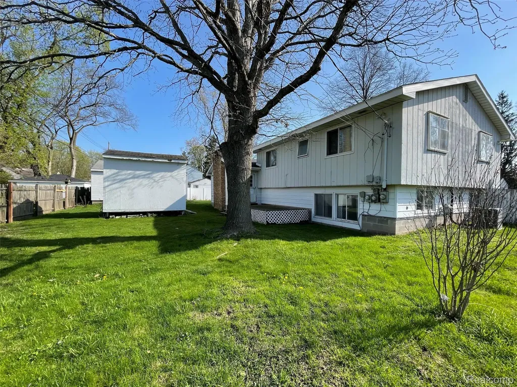 21773 Rockwell Street Farmington Hills City MI 48336